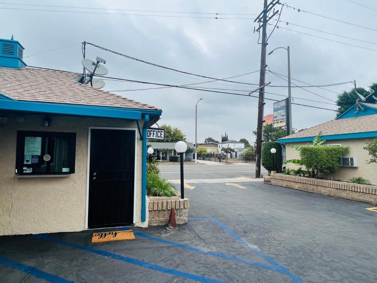 Holly Park Motel Near Lax Lennox Exteriér fotografie
